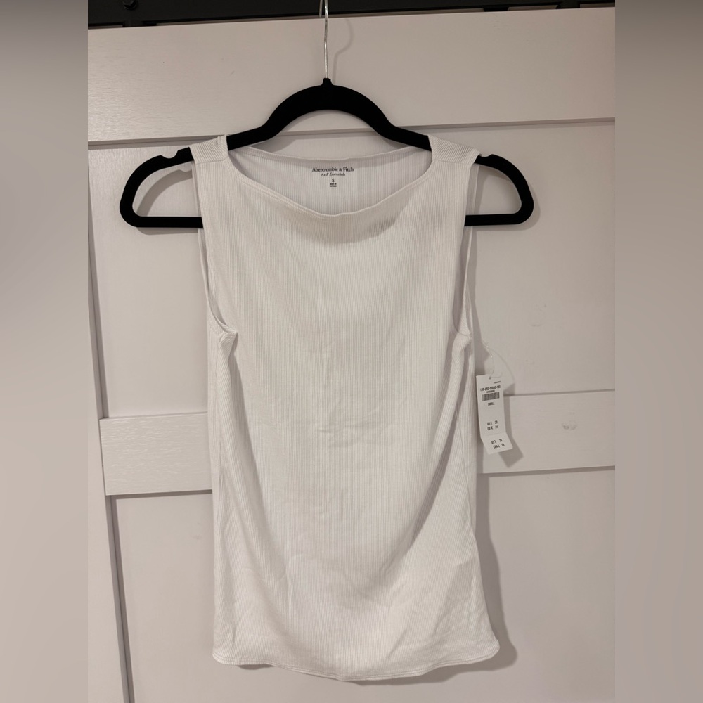 NWT Abercrombie and Fitch ribbed tank top